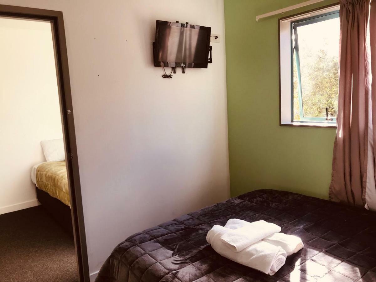 Red Rose Motel タウポ エクステリア 写真